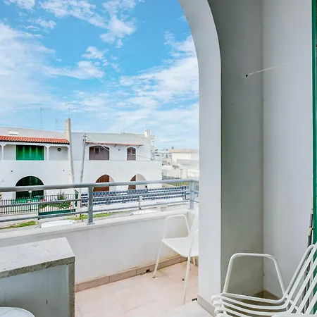 Apartment Monolocale Del Mare 400 Meters From - Happy